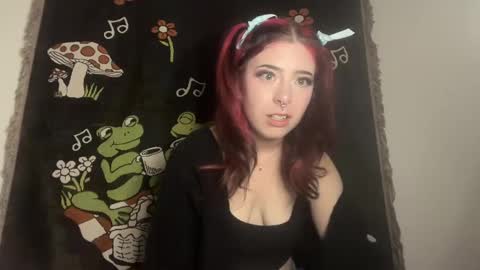Snapshot of angelcak3s chatting on February 12, 12:12 pm venellope888 online show from February 12, 12:12 pm