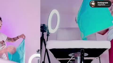 angel online show from March 18, 8:20 am