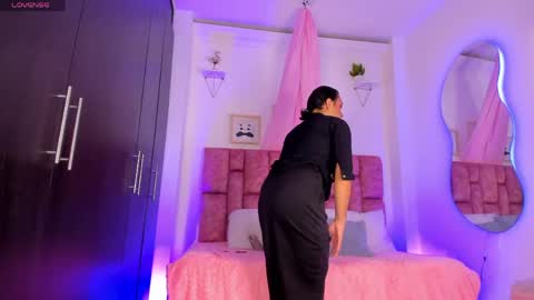 Angel  online show from April 11, 11:25 am