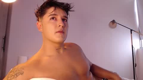 Angel online show from November 30, 7:32 pm