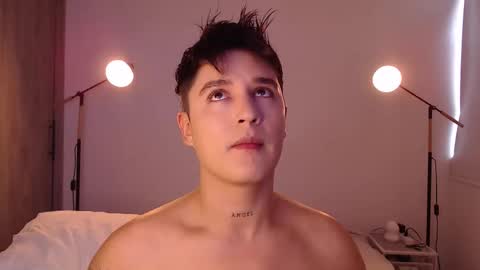 Angel online show from March 18, 7:31 pm