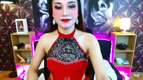 Snapshot of angelcumfallen chatting on March 11, 3:02 pm Angel online show from March 11, 3:02 pm