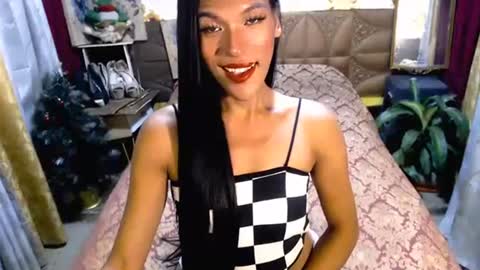 Snapshot of angeldark_satisfactionxxx chatting on February 24, 8:06 am ANGELDARK online show from February 24, 8:06 am