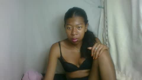angelette93 online show from September 16, 2:42 pm