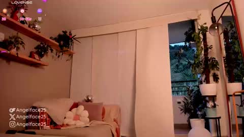 . online show from October 14, 10:35 pm