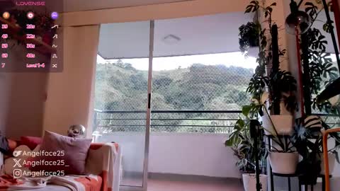 . online show from September 22, 10:47 pm