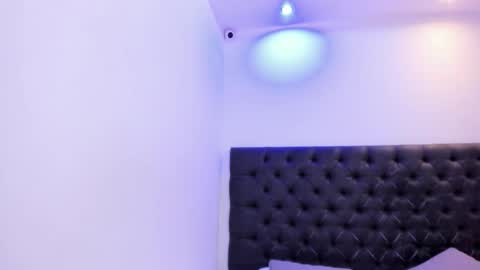 Angeli online show from October 31, 11:21 am