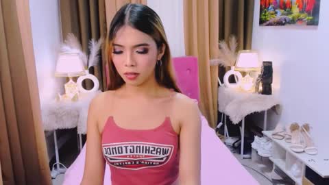 MISS PAU online show from October 4, 2:04 pm