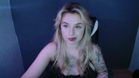 angelicablanch online show from September 21, 9:08 pm