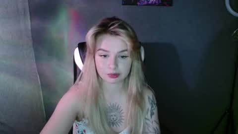 angelicablanch online show from September 23, 8:15 pm