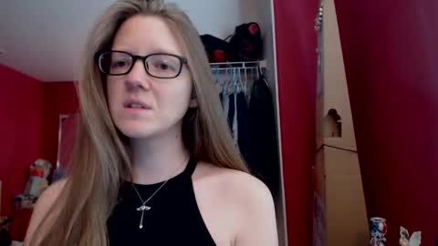 AngelicAngel online show from February 18, 6:04 pm