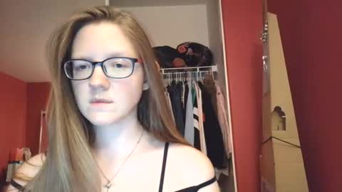 AngelicAngel online show from July 18, 5:20 am
