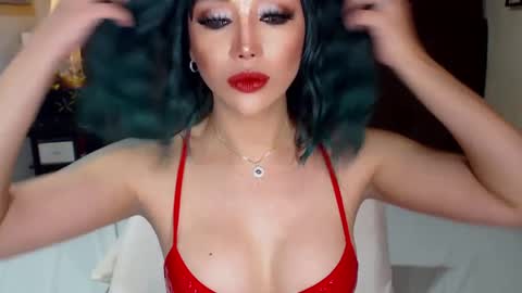 MS. AMALIA online show from February 25, 11:54 am
