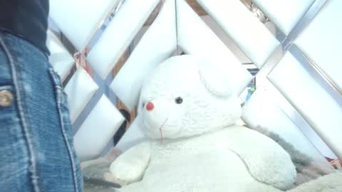    ANGELINA    online show from November 3, 12:50 pm