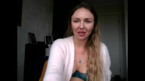 angelinalove28 online show from October 20, 10:09 am