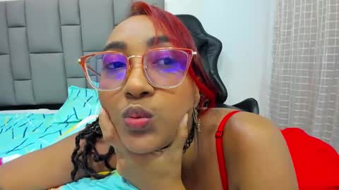 Snapshot of angelinamurphy chatting on February 26, 2:41 am AngelinaMurphy online show from February 26, 2:41 am