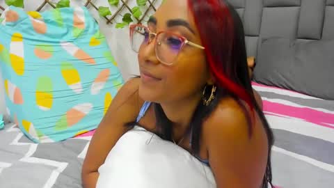 Snapshot of angelinamurphy chatting on February 7, 5:31 am AngelinaMurphy online show from February 7, 5:31 am