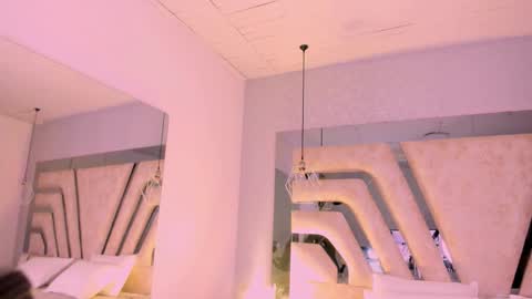 Angeline Heet online show from November 11, 3:52 am