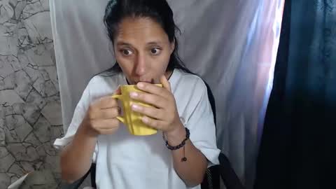 angela online show from October 19, 12:21 pm