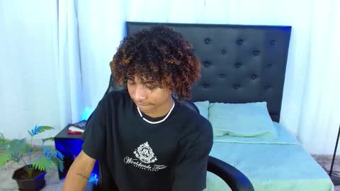 Angel online show from February 26, 10:13 pm