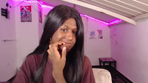 Danielle online show from January 5, 7:17 am