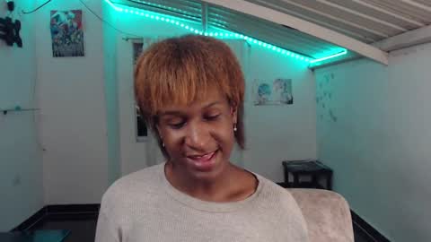 Danielle online show from December 4, 6:38 am