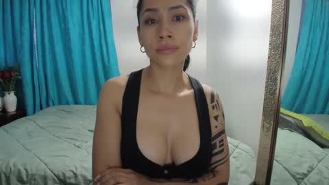 Snapshot of angellaisabella chatting on January 21, 12:39 pm ANGELA ISABELLA online show from January 21, 12:39 pm