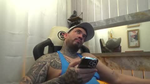 angellatino0 online show from October 17, 7:45 am