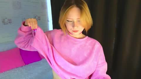 Cutie online show from October 16, 6:35 am