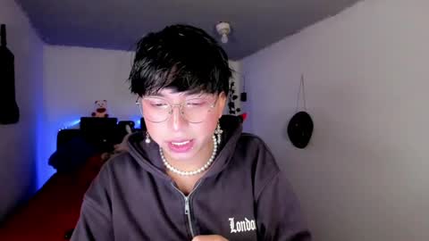 Angel  online show from May 22, 12:39 am