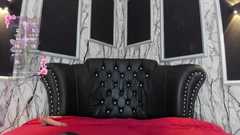   online show from October 8, 1:39 pm