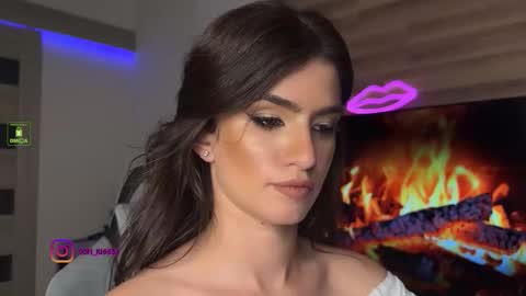 angelmi171 online show from September 14, 8:32 pm