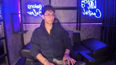 angelobellini online show from April 28, 12:53 pm