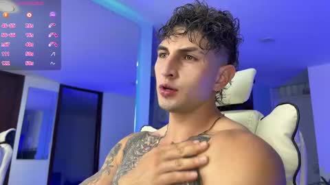 Angelo Ferro online show from February 22, 1:33 am