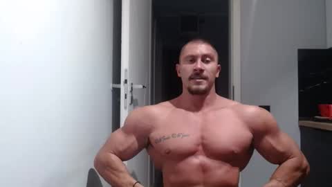  ------- SEX SHOW WITH GUYS AND GIRLS  MUSCLE SHOW online show from September 14, 4:52 pm