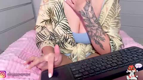 My name is Ena. You will make me very happy if you subscribe. Love you  online show from February 21, 7:12 am
