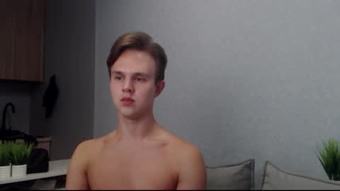 Angel online show from September 29, 1:43 pm