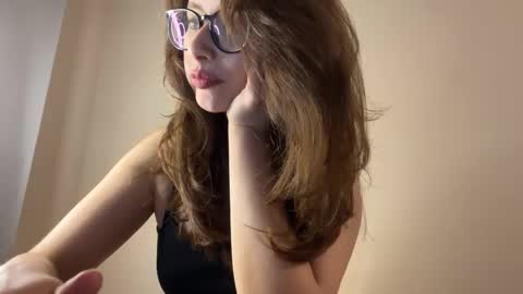 Lisa online show from November 20, 9:01 pm