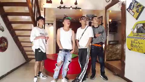 anghelytos online show from March 9, 6:32 pm