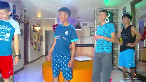 anghelytos online show from February 13, 7:42 pm