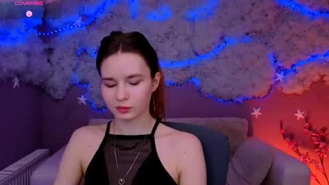 Angle online show from June 17, 7:19 pm