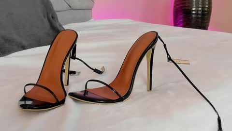 Angie online show from February 26, 3:54 pm