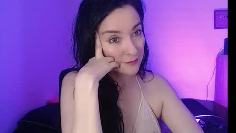 Snapshot of angiesquirt chatting on February 27, 6:13 am VALENTINA online show from February 27, 6:13 am