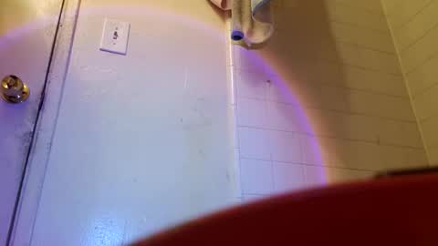 angrychicks83 online show from February 28, 3:43 am