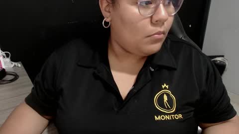 Snapshot of angy_ro12 chatting on March 3, 10:52 pm angy online show from March 3, 10:52 pm