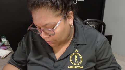 Snapshot of angy_ro12 chatting on February 16, 7:37 am angy online show from February 16, 7:37 am