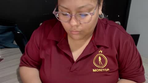 Snapshot of angy_ro12 chatting on March 12, 1:03 am angy online show from March 12, 1:03 am