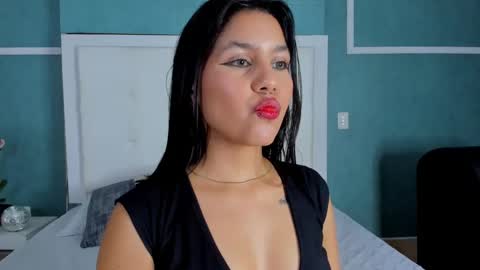 Snapshot of ania_gomez chatting on January 26, 12:16 am Ania online show from January 26, 12:16 am