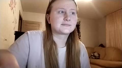 Anika online show from November 22, 6:06 pm