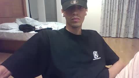 Marvin online show from December 11, 3:47 pm